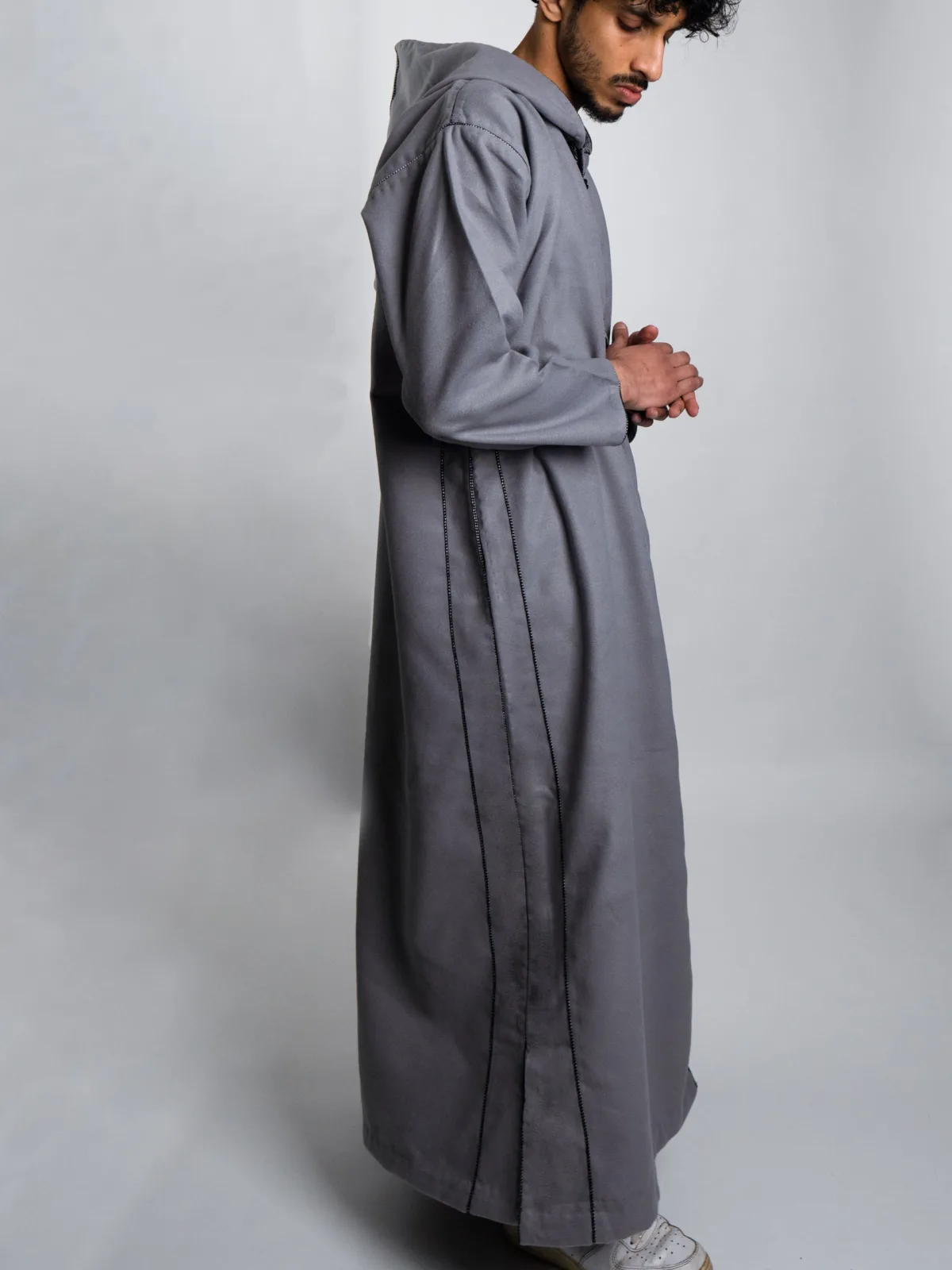 Pearl Grey Hooded Moroccan Thobe – Jellabiya - Image 4