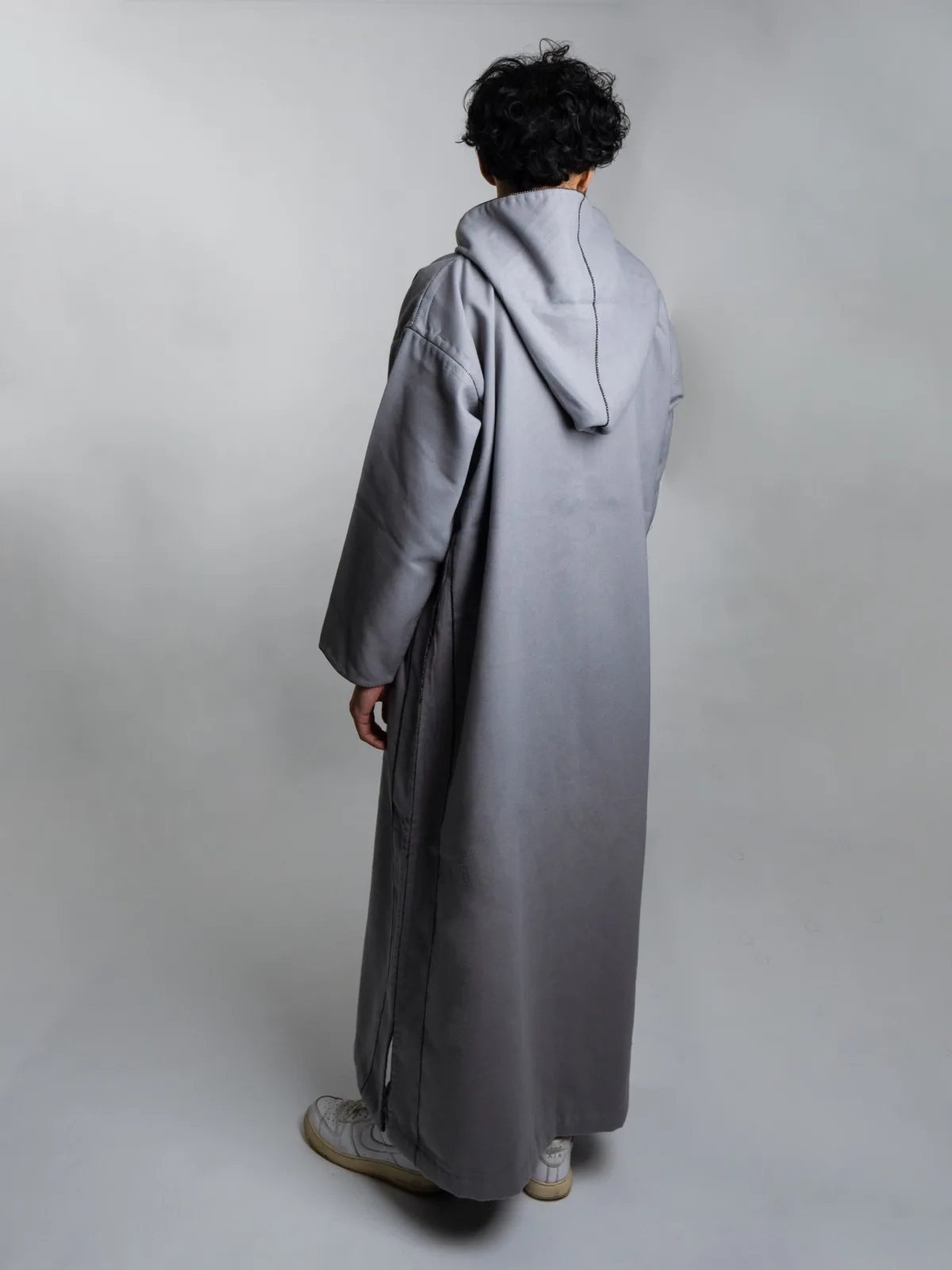 Pearl Grey Hooded Moroccan Thobe – Jellabiya - Image 2