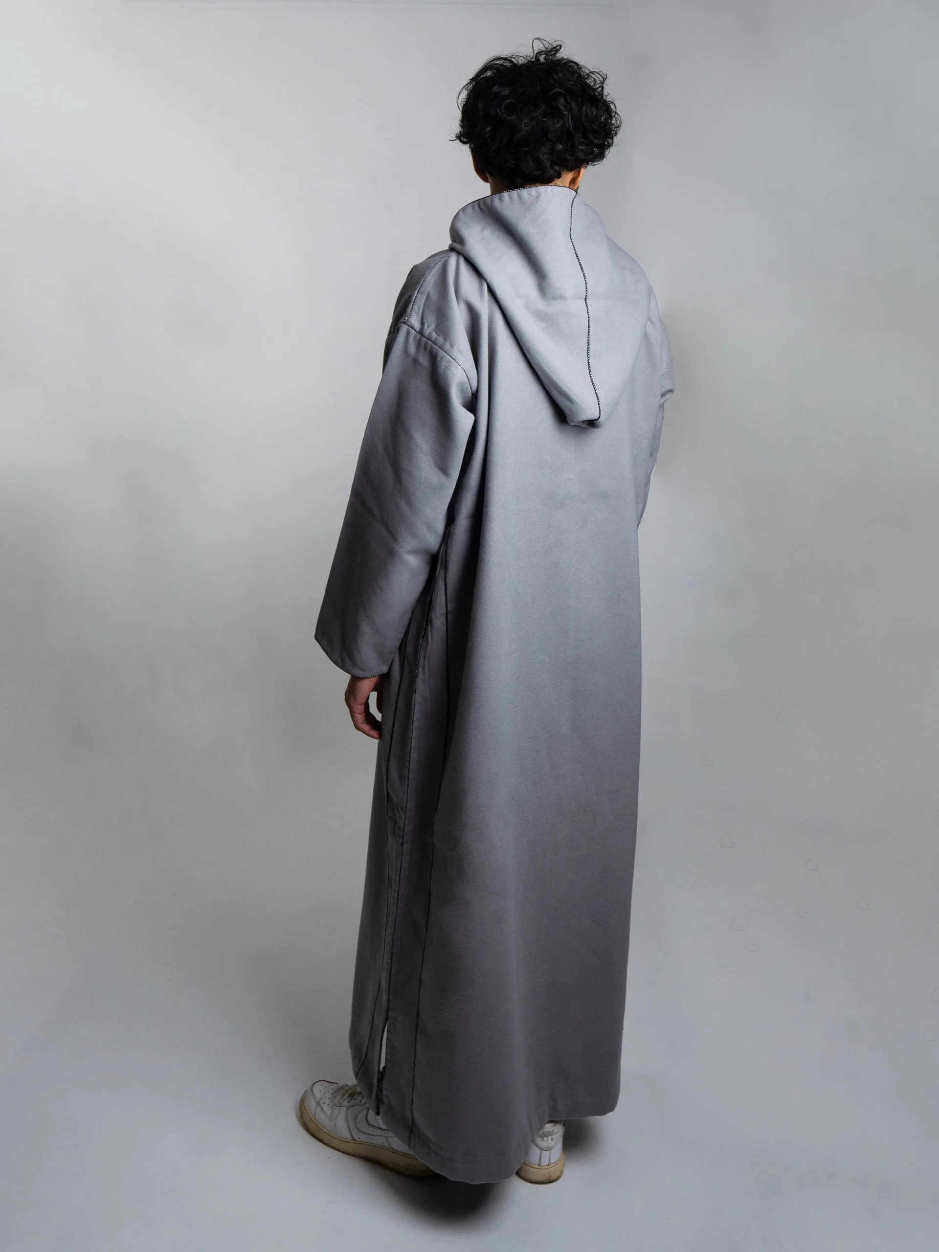 Pearl Grey Hooded Moroccan Thobe – Jellabiya