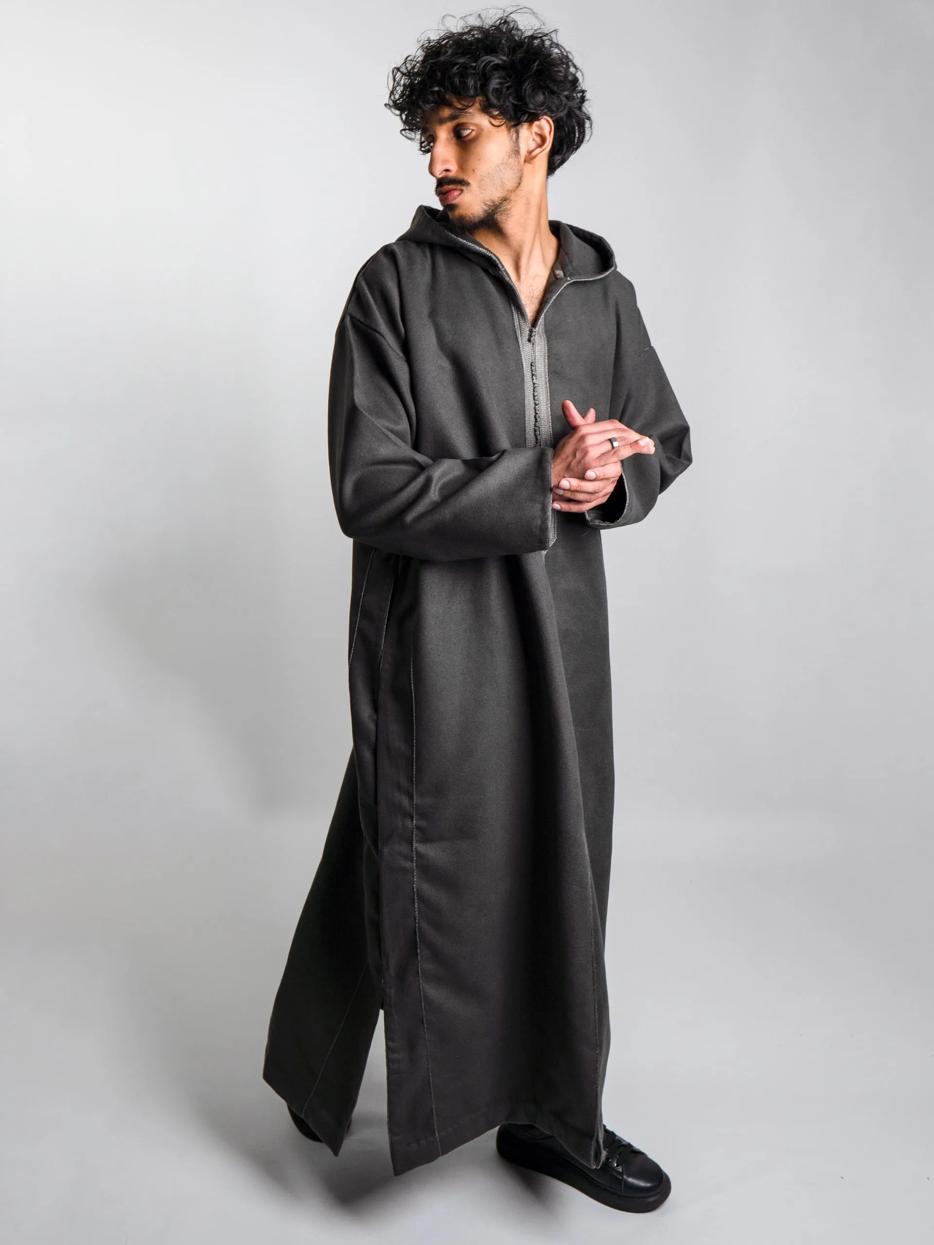Charcoal Grey Hooded Moroccan Thobe – Jellabiya