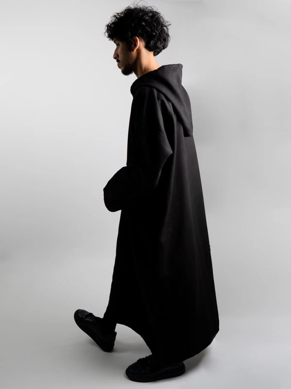Jet Black Hooded Moroccan Thobe – Jellabiya - Image 2