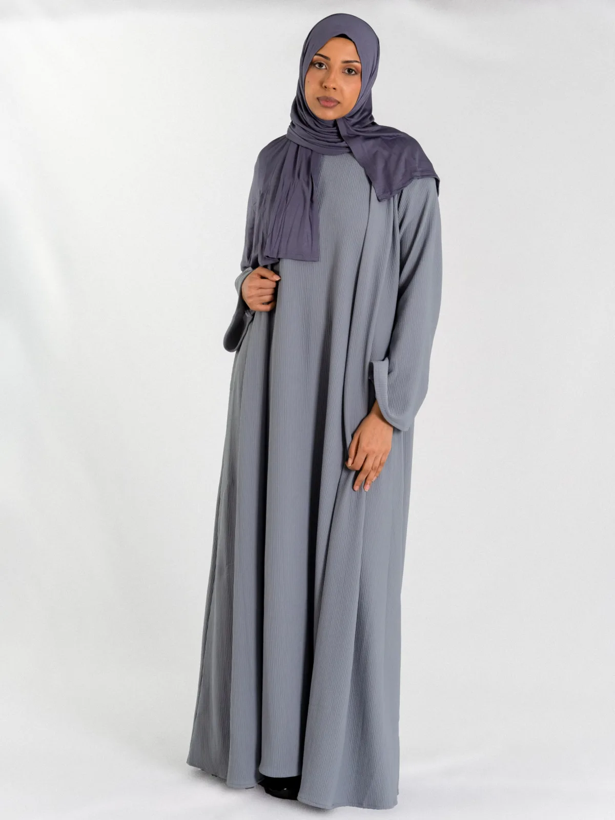 Artisan Corded Two Piece Abaya - Moonstone Grey - Image 4